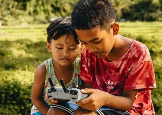 Drones para niños de gran calidad y tecnología que debes regalar