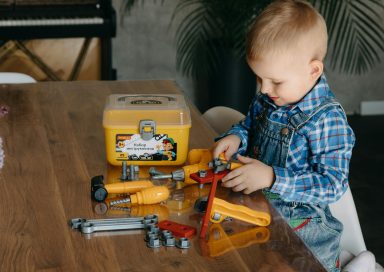 Cajas de herramientas de juguete para regalar por los Reyes Magos: creatividad y aprendizaje en un solo paquete
