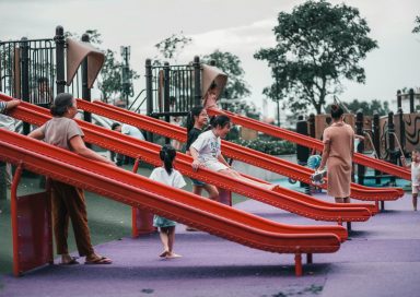 Toboganes pequeños para interiores y exteriores: diversión asegurada para los más pequeños